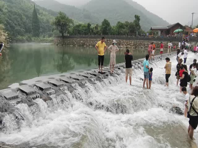 北仑新路村新网红地鱼鳞坝